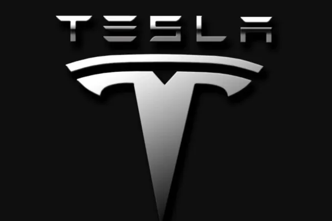 Navigating Automated Driving: IIHS Study Delivers Mixed Ratings for Tesla and Rivals